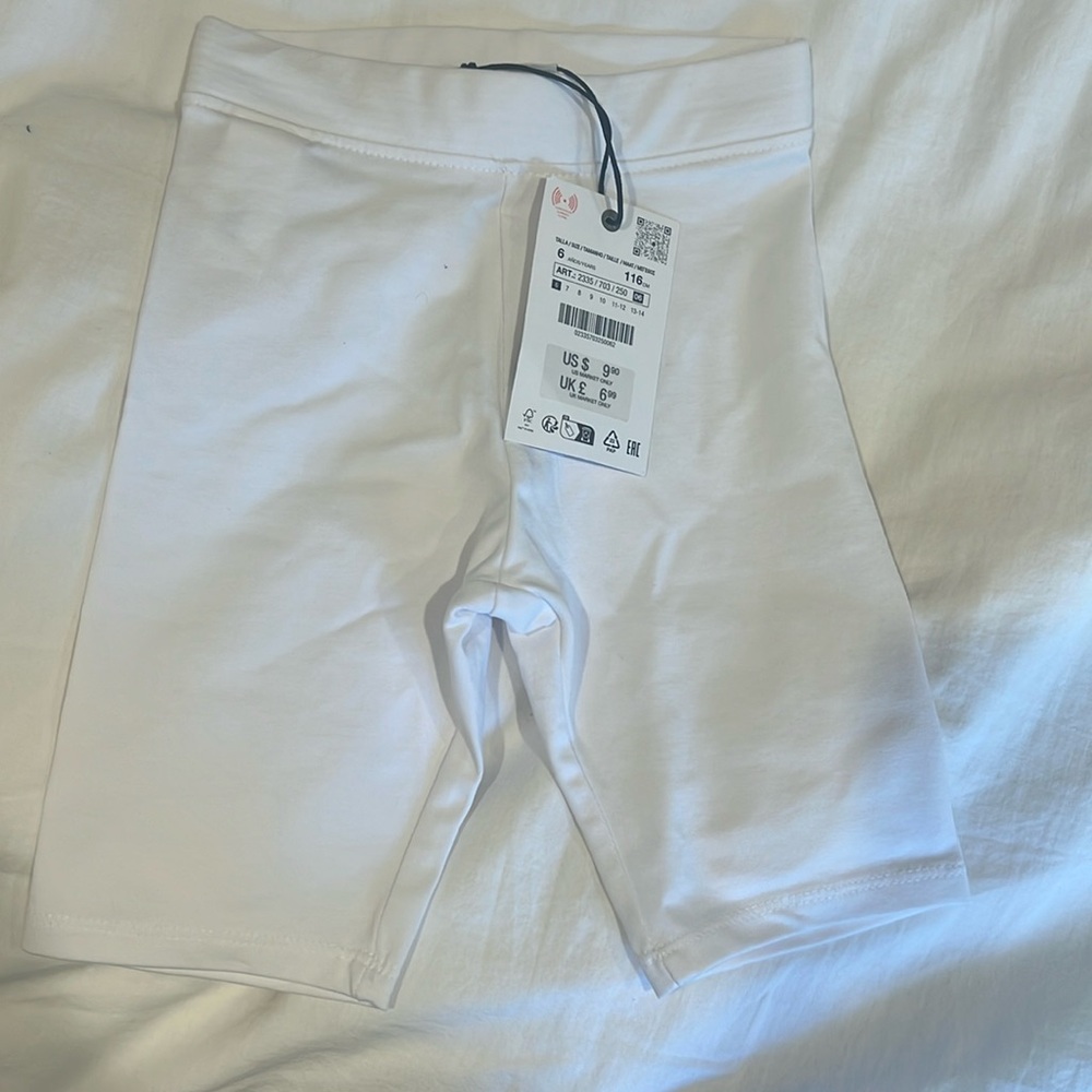 NWT Zara white bike shorts